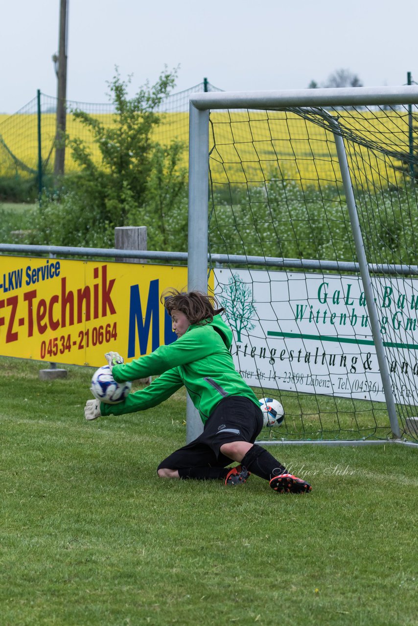 Bild 104 - wCJ SV Steinhorst/Labenz - VfL Oldesloe : Ergebnis: 18:0